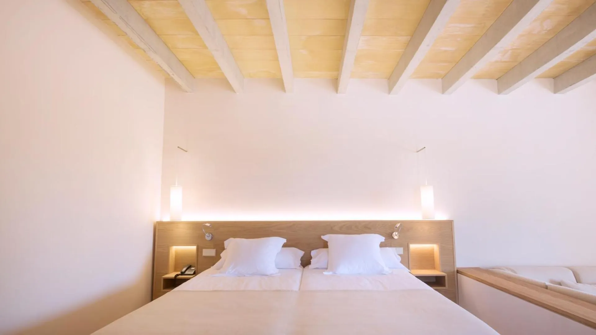 Casa Rural Son Bernadinet Guest House Campos Spain